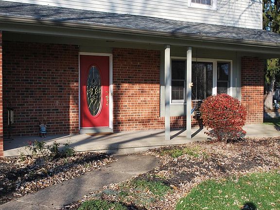 4th image of 12095 Woodstock Ave NW