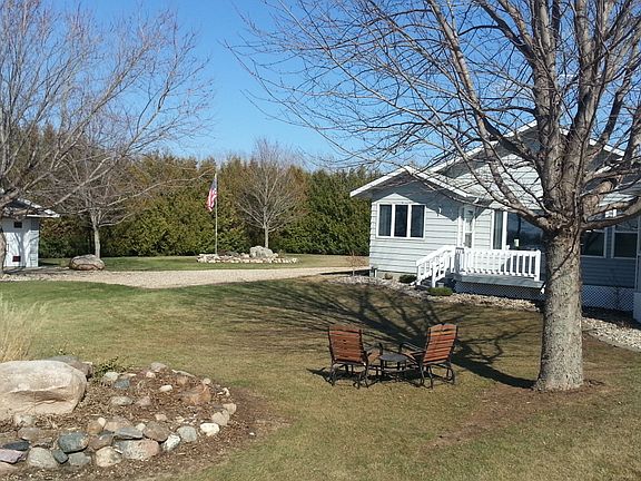 3rd image of 1563 Shady Shore Dr
