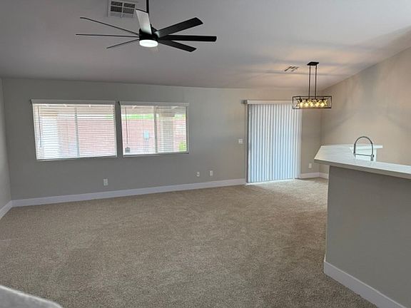 5th image of 2614 Sweet Leilani Ave
