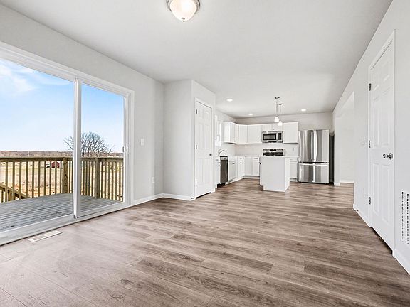 7th image of this home