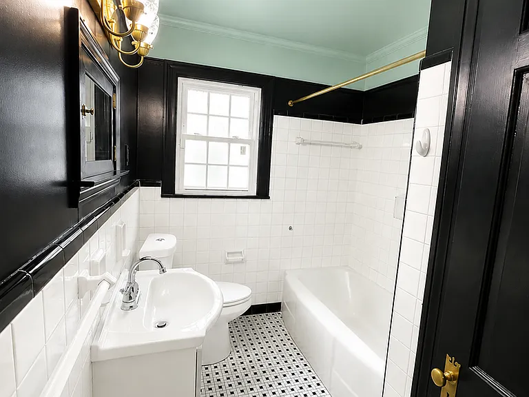 414 Cornell Pl — Photo 8
