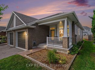 279 Brambling Way, Ottawa, ON K2J 6E3