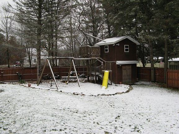 Playhouse with lights and stereo