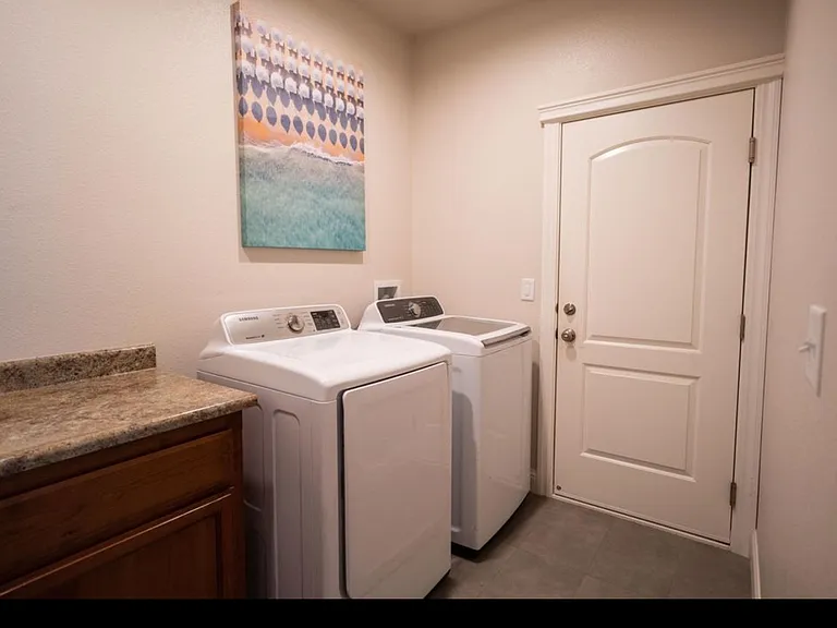 542 El Mango Dr — Photo 18