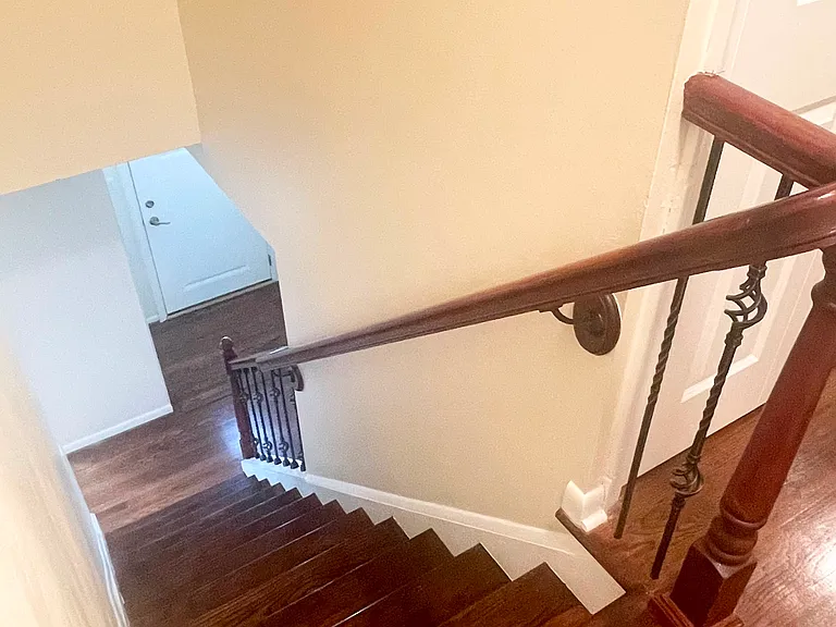 1305 Pleasant Valley Dr — Photo 21
