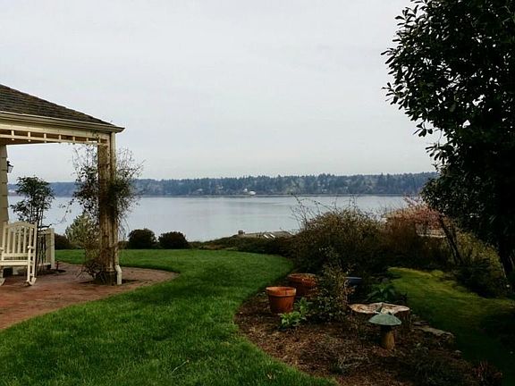 2nd image of 3128 Cove Ln NW