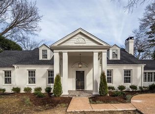 4234 Poplar Ave, Memphis, TN 38117