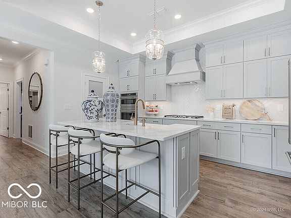 3rd image of 2672 Towne Run Ct