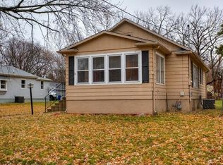 2727 51st St, Des Moines, IA 50310