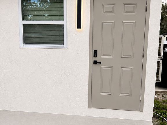 5th image of 7202 N Center Dr #7