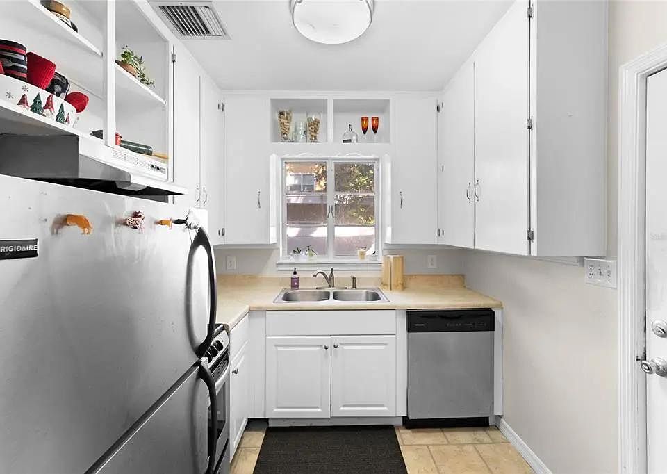 1st image of 1812 Janice Ave