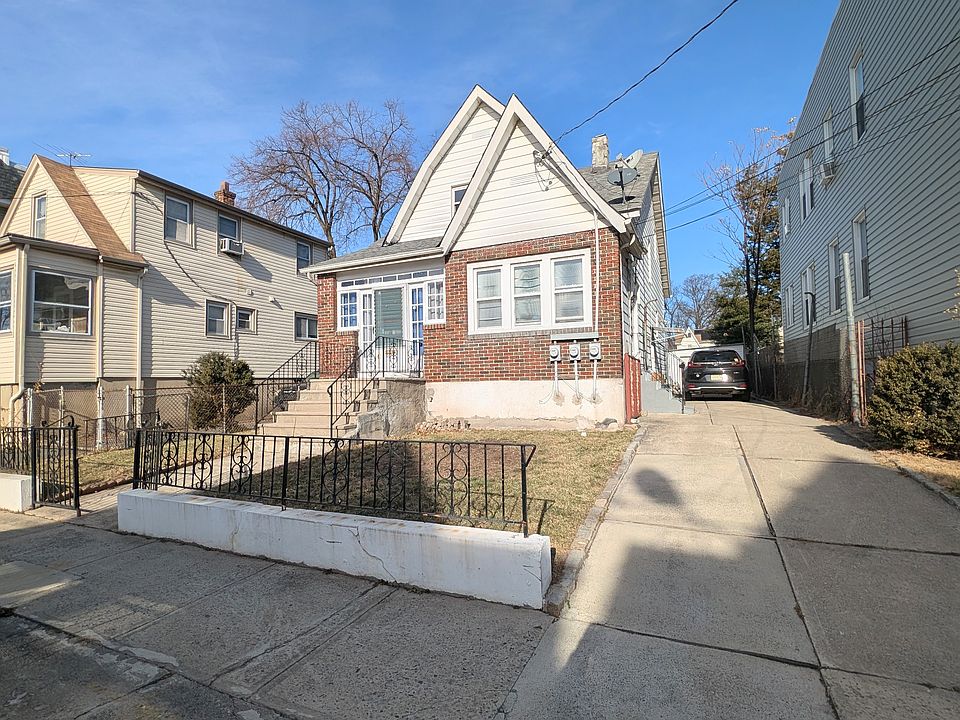 1st image of 68 Berkshire Pl Floor 2