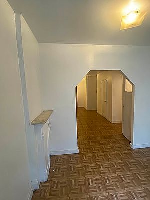3rd image of 122 Bergen St APT 2C