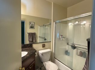 11117 Hartsook St, North Hollywood, CA 91601