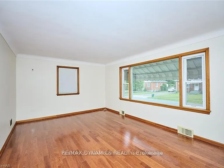 6299 Murray St — Photo 4