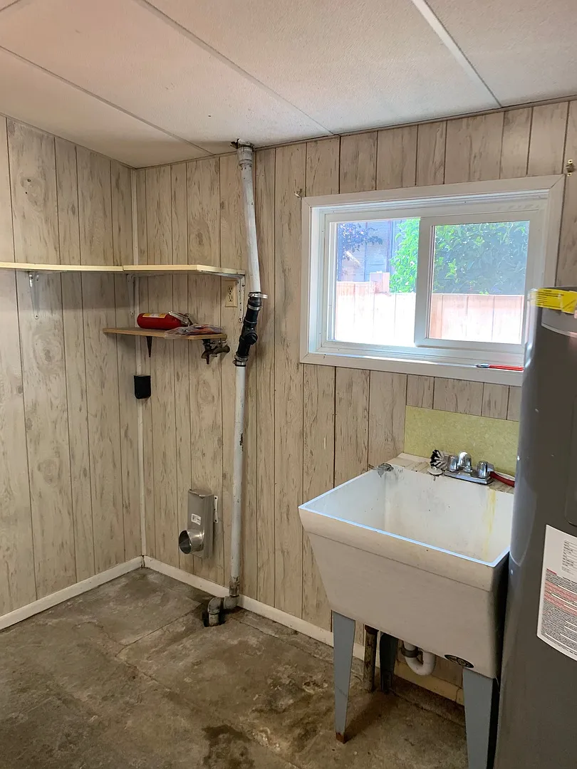 3 Bedroom 2 Bath House with an office — Photo 4