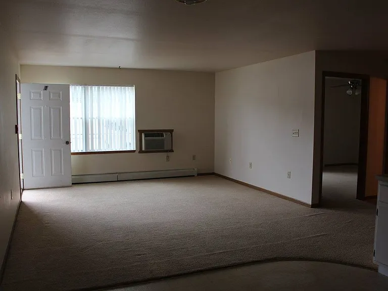3425 Wilson Ave — Photo 13