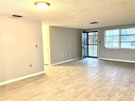 3rd image of 3221 Bright Dr