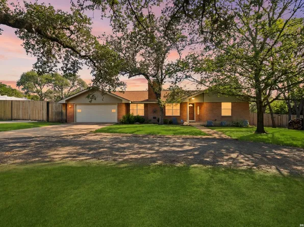 202 MESA ALTA ST, San Antonio, TX 78232