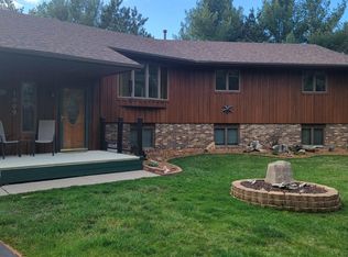 1009 La Barge Rd, Hudson, WI 54016