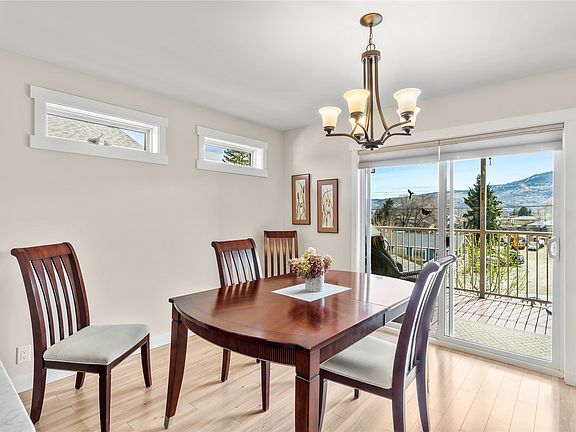 4th image of 1900 Ord Rd #3