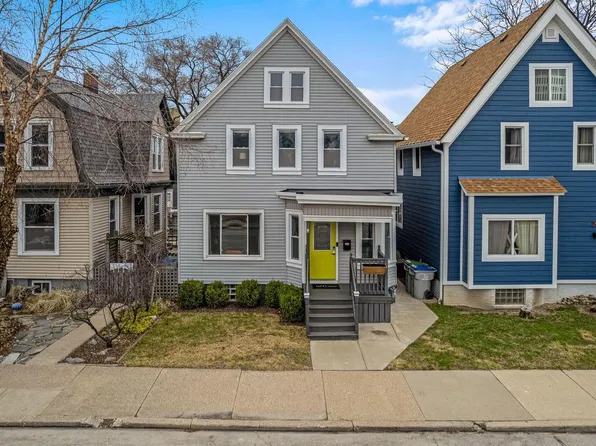 2954 South Kinnickinnic AVENUE, Milwaukee, WI 53207