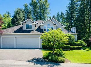 17205 NE 26th Ct, Redmond, WA 98052