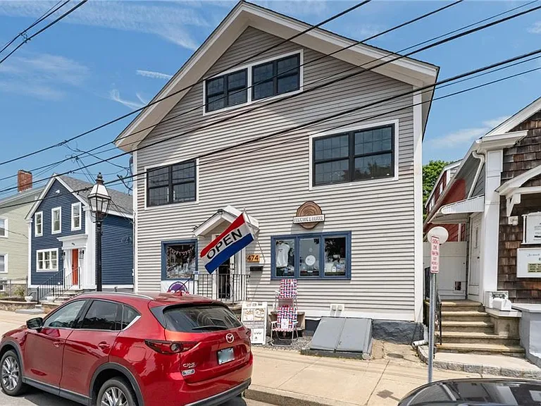 474 Thames St #3 — Photo 1