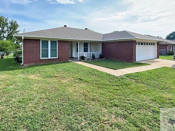 2nd image of 3 S Gibson Ln