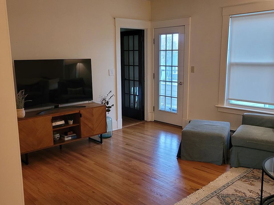 39 Woodmere Rd 2, West Hartford, CT 06119 Zillow