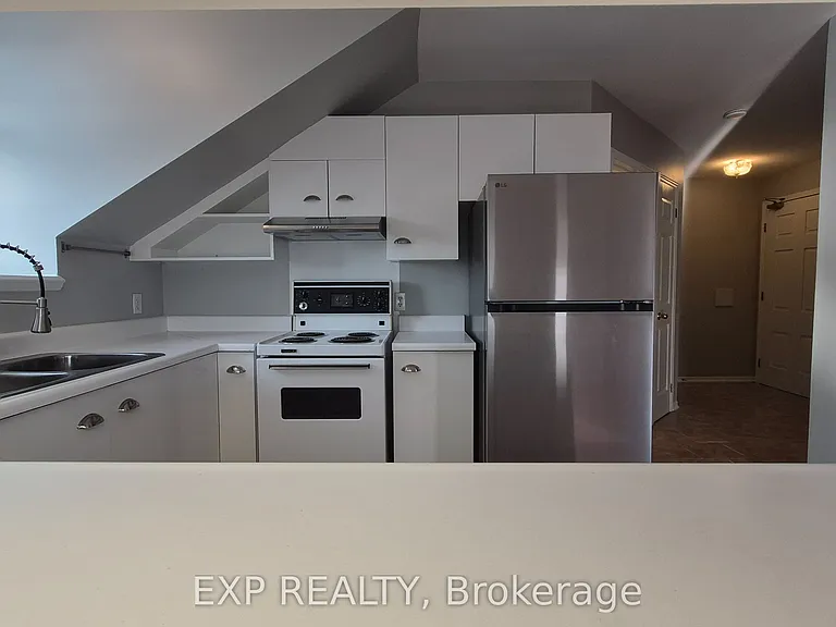 98 Mill St #5 — Photo 7