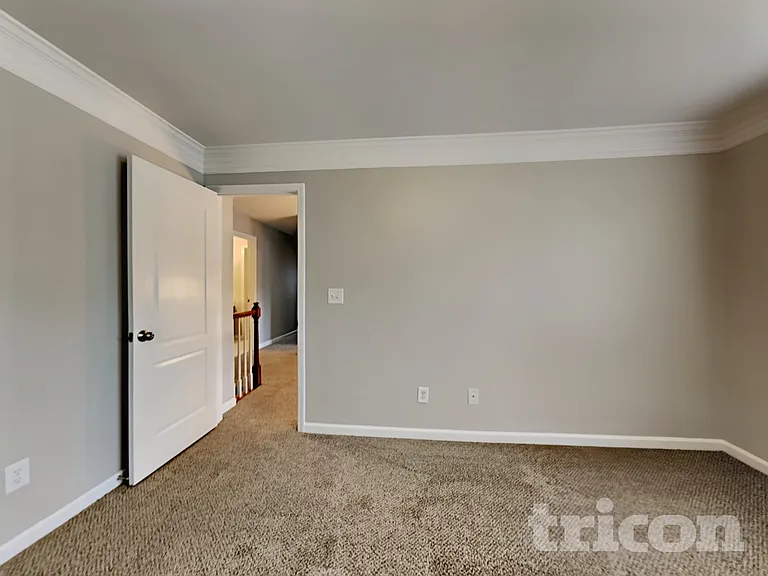 4311 Glen Heights Way — Photo 18