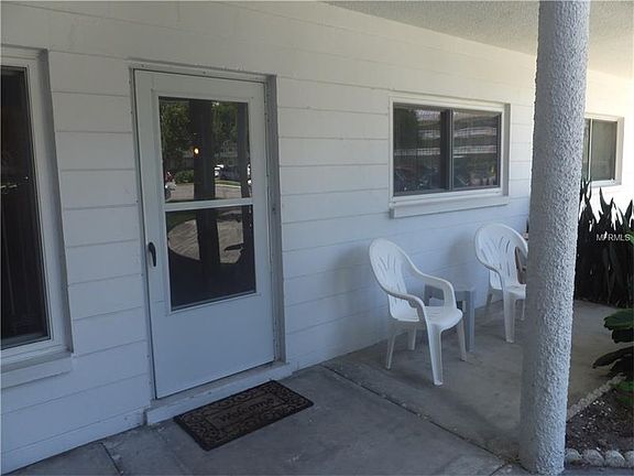 2nd image of 2429 Ecuadorian Way APT 15