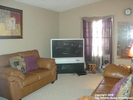 4th image of 6018 ROYAL VALLEY DR