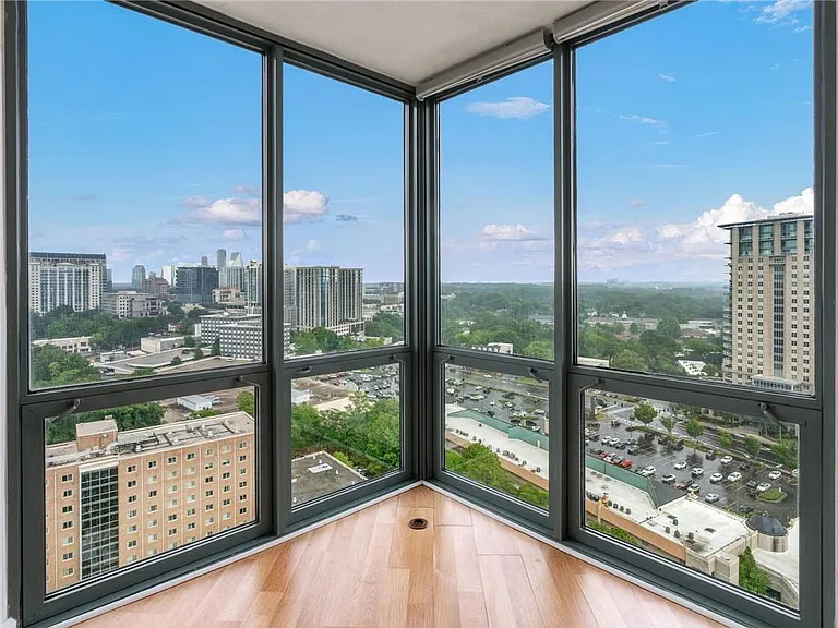 2870 Pharr Court South NW #NW-2602-2602 — Photo 13