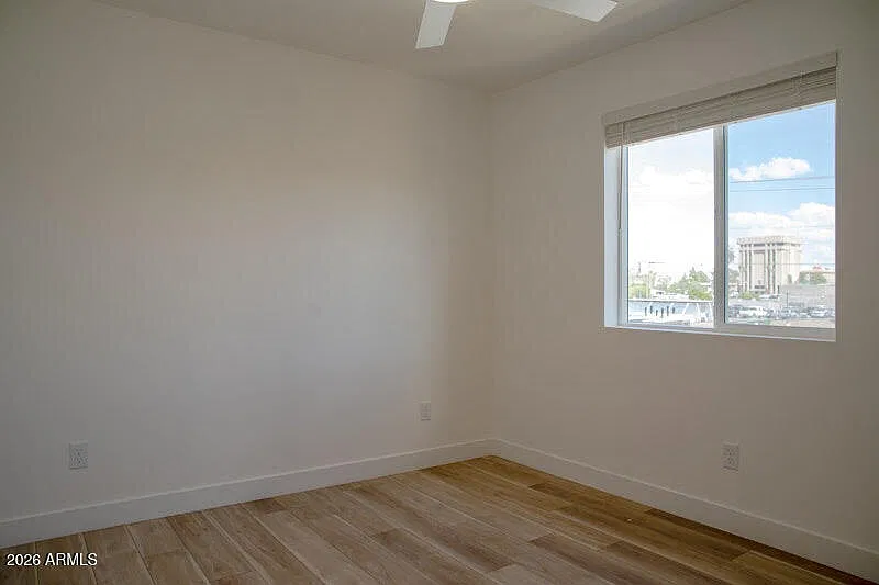 3 bed, 2.5 bath, 1435 sqft, $2,150 — Photo 3