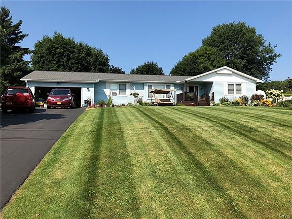 2nd image of 4313 Alexandria Dr