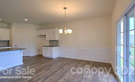 4th image of 110 Cherry Birch St #464