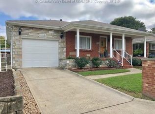 326 26th St, Dunbar, WV 25064