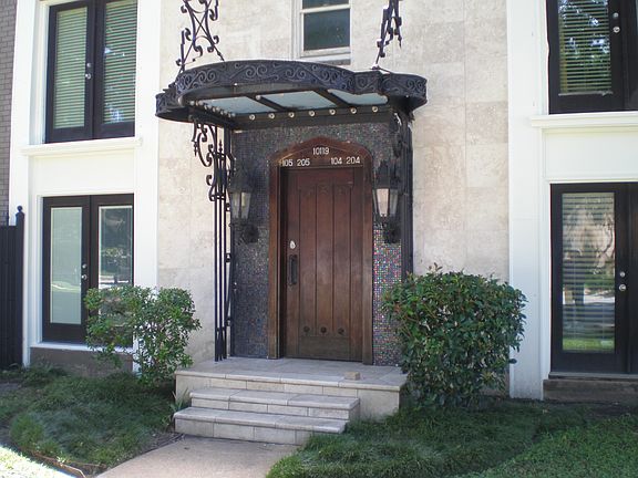 2nd image of 10119 Regal Park Ln
