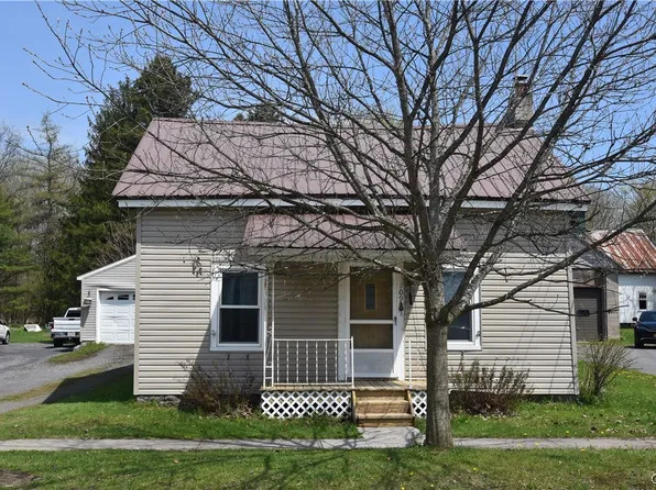 109 Upper State St, Prospect, NY 13435