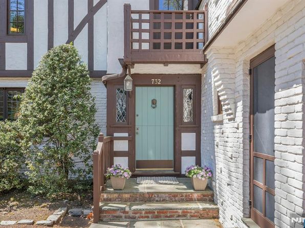 732 Parsons Rd, Ridgewood, NJ 07450