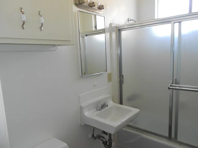 3721 Midvale Ave #11 — Photo 23