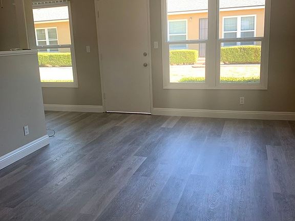 4th image of 3245 E Wilton St APT 03