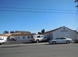 12 Mayfair Dr, Salinas, CA 93905