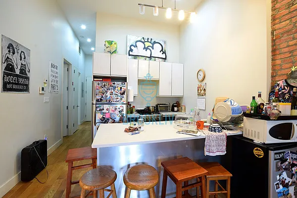 Rented by null | media 13