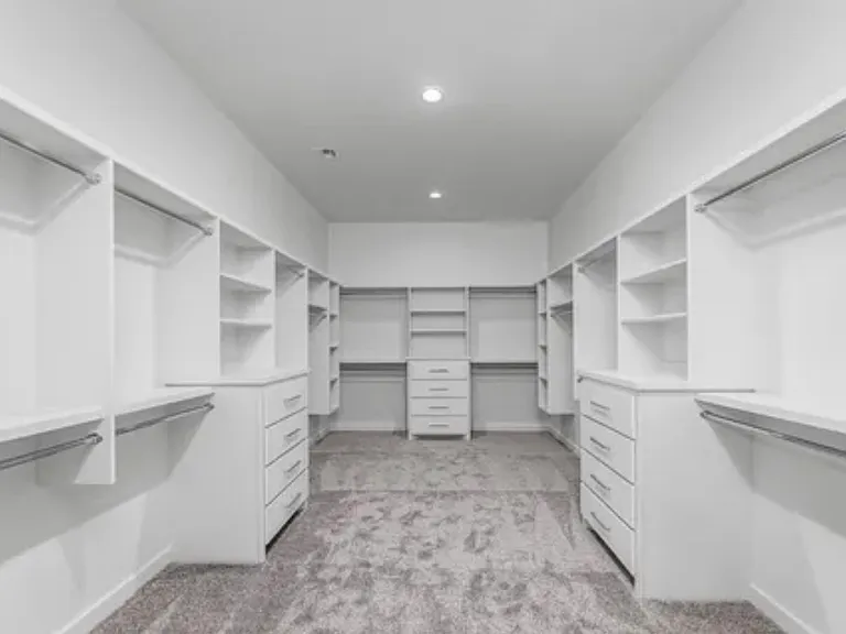 7530 Highland Hills Dr — Photo 37