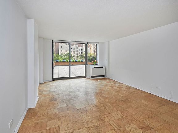 4th image of 275 W 96th St APT 5Q