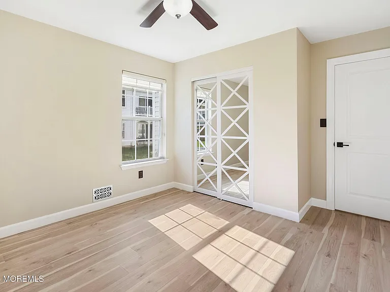103 Hyacinth Ln — Photo 13