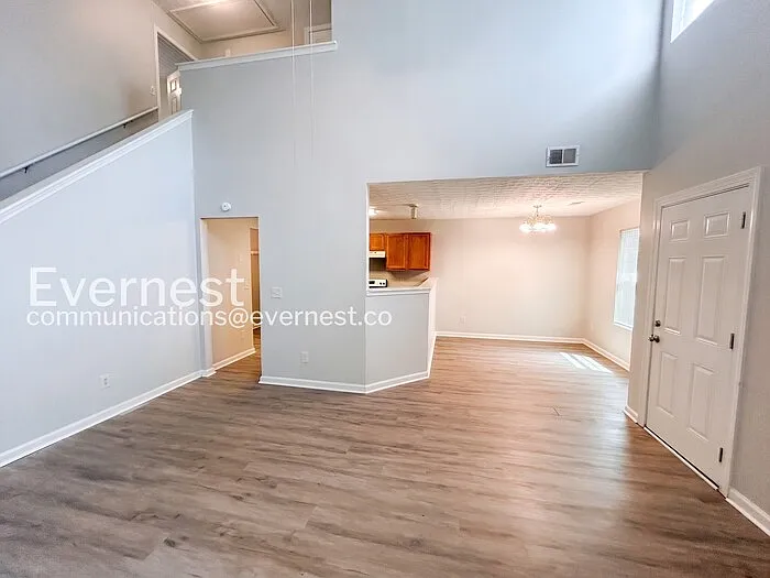 5604 Windfall Ln — Photo 9